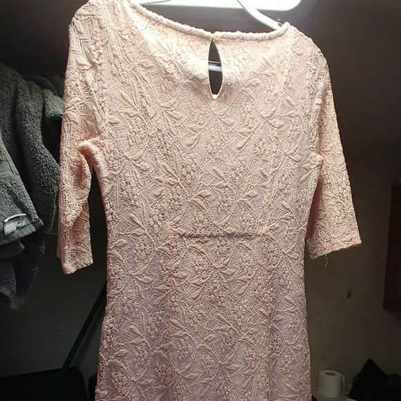Maeve Pink Lace Dress - Picture 3 of 4